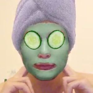 Meet your Posher, Hannan